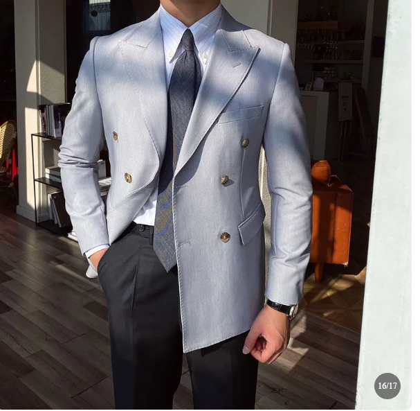 Elegant, skräddarsydd blazer med dubbelknäppning för herrar