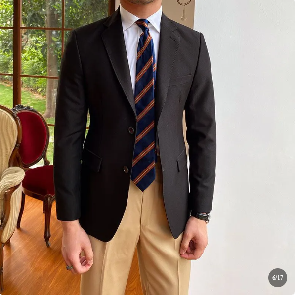 Elegant, skräddarsydd blazer med dubbelknäppning för herrar