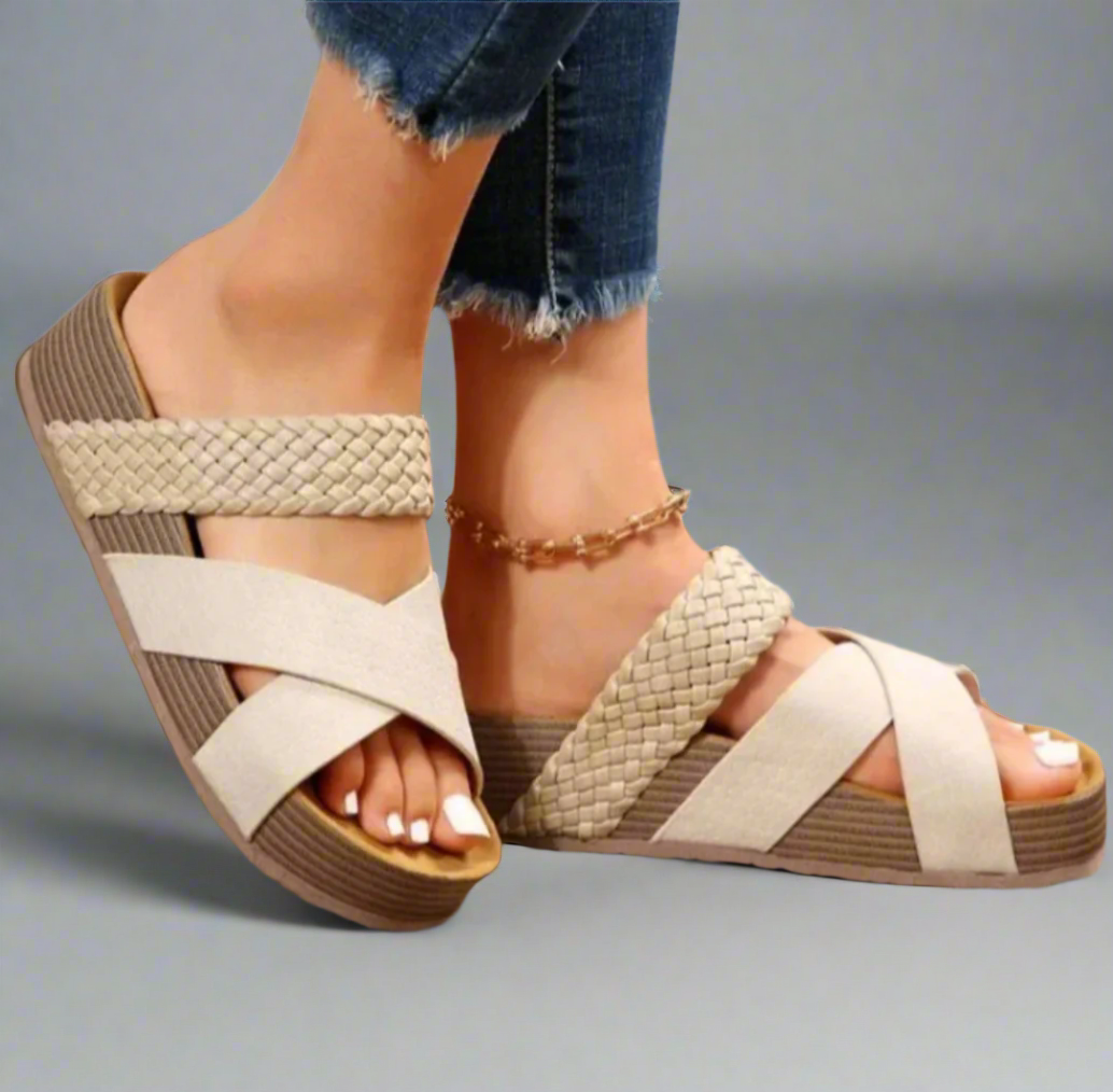 Dam Sandal | Flätad Rem | Kilklack | Sommar